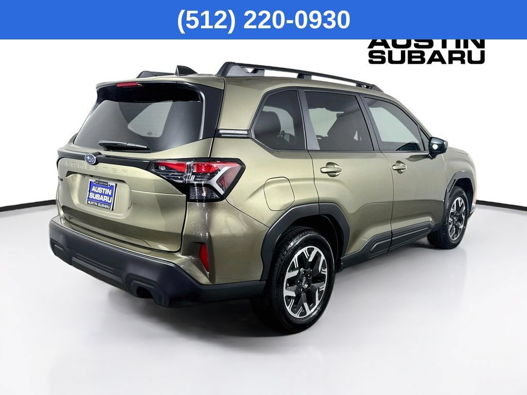 Used 2026 Subaru Forester Premium AWD/4WD image 8