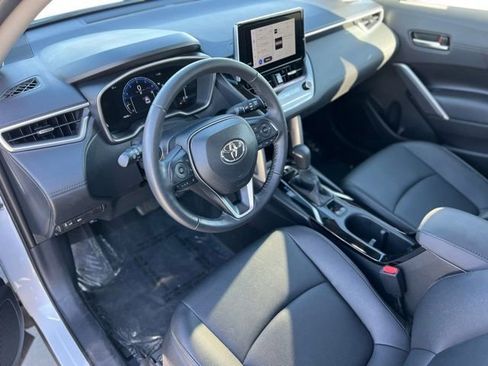 Certified 2024 Toyota Corolla Cross XLE w/ Convenience Package image 13