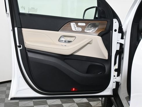 Certified 2024 Mercedes-Benz GLE 350 4MATIC image 30