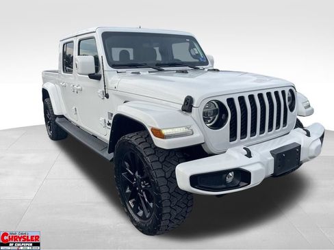 Used 2021 Jeep Gladiator Overland AWD/4WD image 1