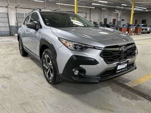 Certified 2025 Subaru Crosstrek 2.0i Premium image 2