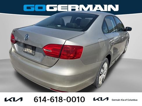Used 2013 Volkswagen Jetta SE FWD image 5