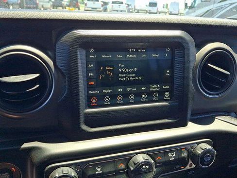 Certified 2022 Jeep Wrangler Unlimited Sport AWD/4WD image 17