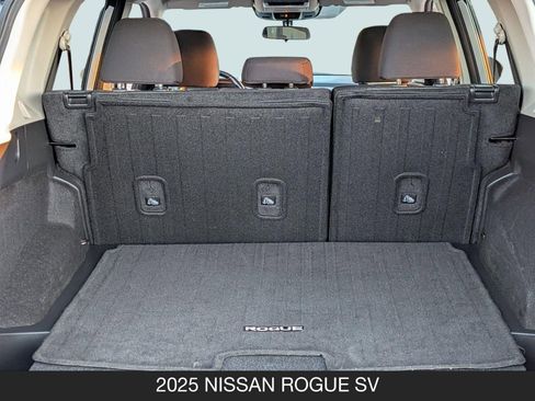 Certified 2025 Nissan Rogue SV image 20
