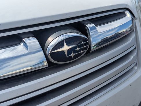 Used 2014 Subaru Outback 2.5i Limited AWD/4WD image 11