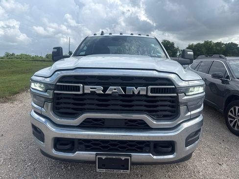 Used 2026 RAM 2500 Lone Star AWD/4WD image 2