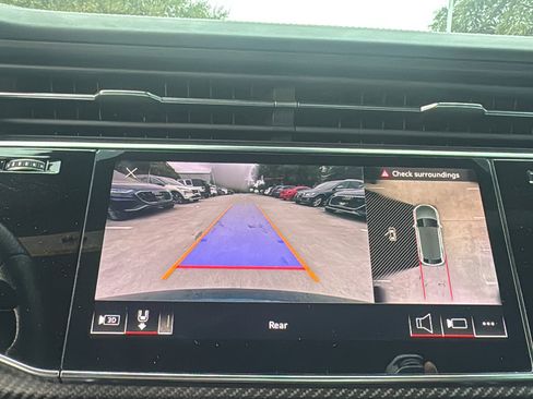 Used 2022 Audi RS Q8 image 16