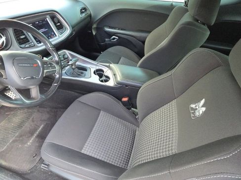 Used 2019 Dodge Challenger R/T Scat Pack image 2