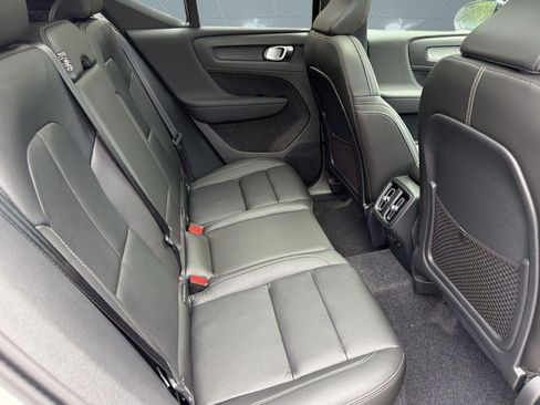New 2026 Volvo XC40 B5 Core w/ Climate Package AWD/4WD image 29