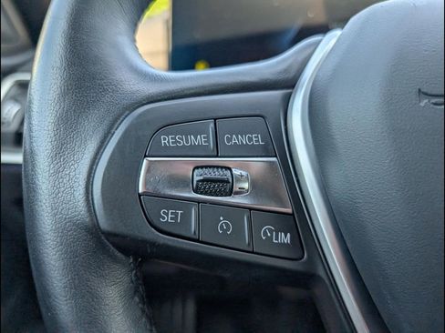 Used 2022 BMW i4 eDrive40 w/ Premium Package image 13