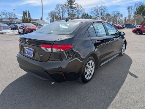 Used 2024 Toyota Corolla LE image 6