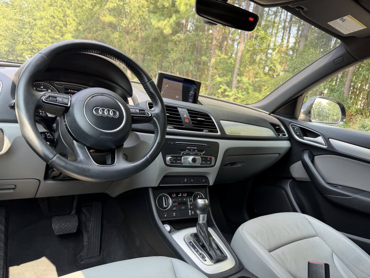 Used 2018 Audi Q3 2.0T Premium Plus w/ Premium Plus Package AWD/4WD image 20