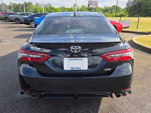 Used 2022 Toyota Camry XSE w/ Navigation Package FWD image 11