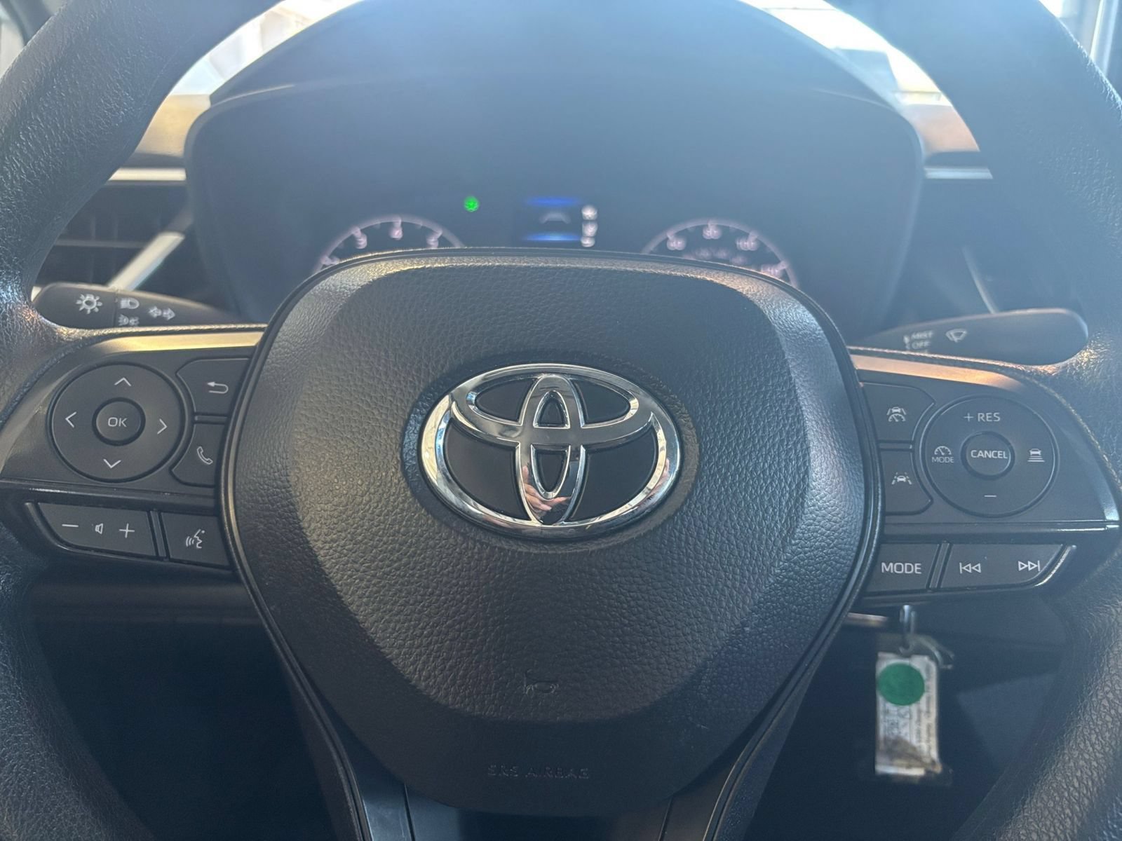 Used 2025 Toyota Corolla LE FWD image 26