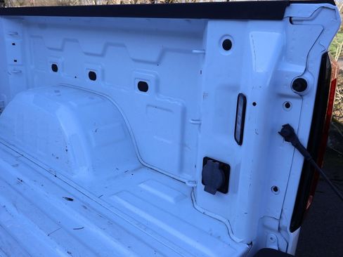 Used 2024 GMC Sierra 1500 SLT image 42