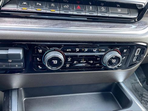 Used 2023 Chevrolet Silverado 1500 LTZ image 31