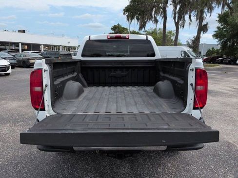 Used 2018 Chevrolet Colorado W/T RWD image 12