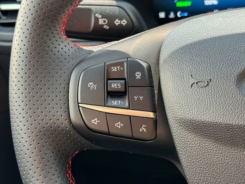 Certified 2023 Ford Escape ST-Line Select w/ Tech Pack #2 AWD/4WD image 32