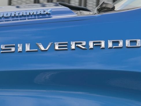 Used 2024 Chevrolet Silverado 1500 RST AWD/4WD image 38
