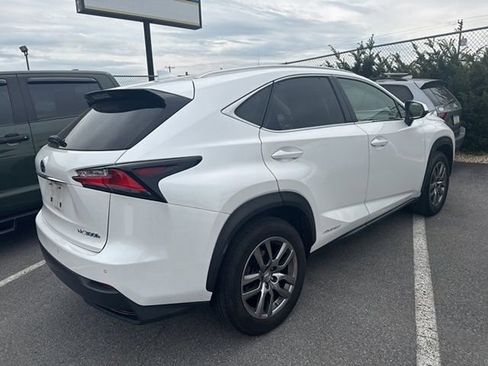 Used 2015 Lexus NX 300h AWD w/ Luxury Package image 9