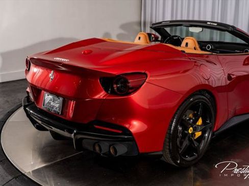 Used 2022 Ferrari Portofino M RWD image 27