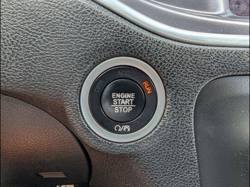 Used 2019 Dodge Charger R/T w/ Driver Confidence Group RWD image 11