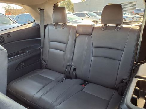 Certified 2017 Honda Pilot EX image 18