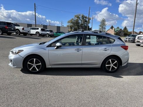 Used 2019 Subaru Impreza 2.0i Premium image 11