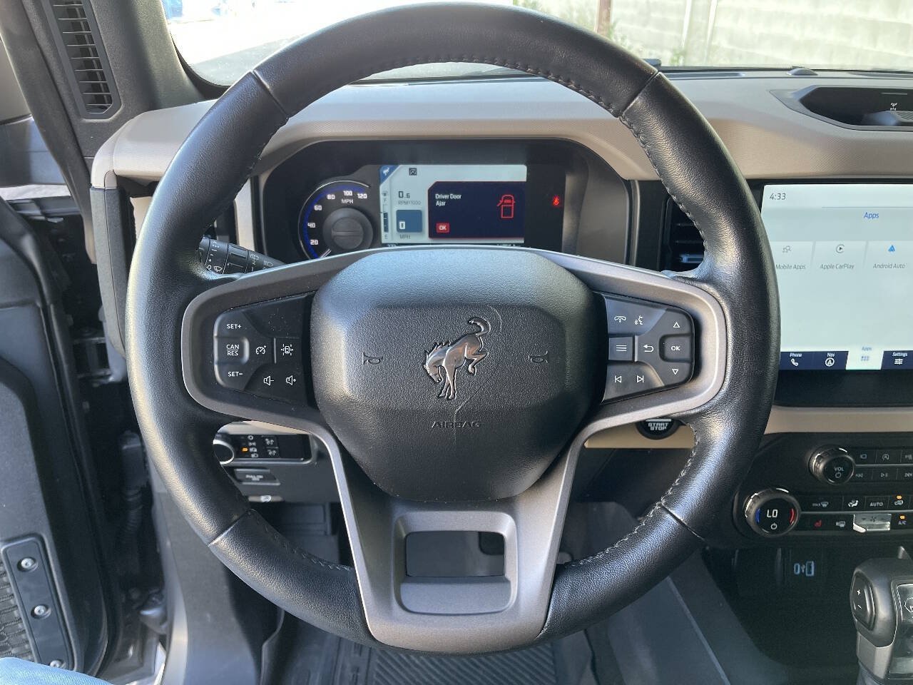 Used 2023 Ford Bronco Wildtrak AWD/4WD image 16