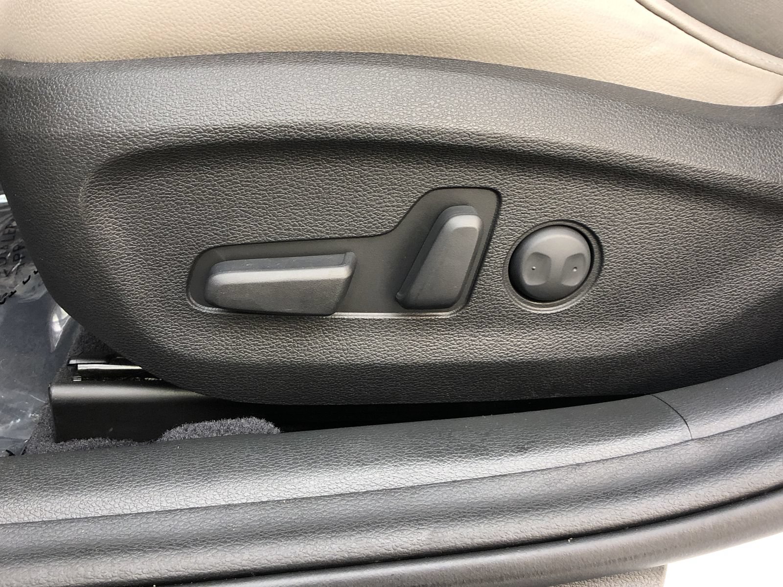 Used 2017 Hyundai Sonata Sport w/ Value Edition Package 02 FWD image 5