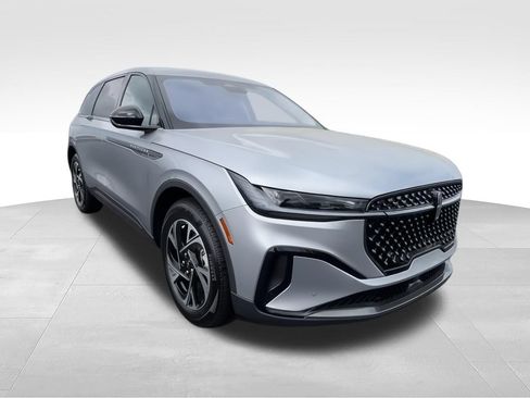 New 2026 Lincoln Nautilus Premier w/ Jet Appearance Package AWD/4WD image 2
