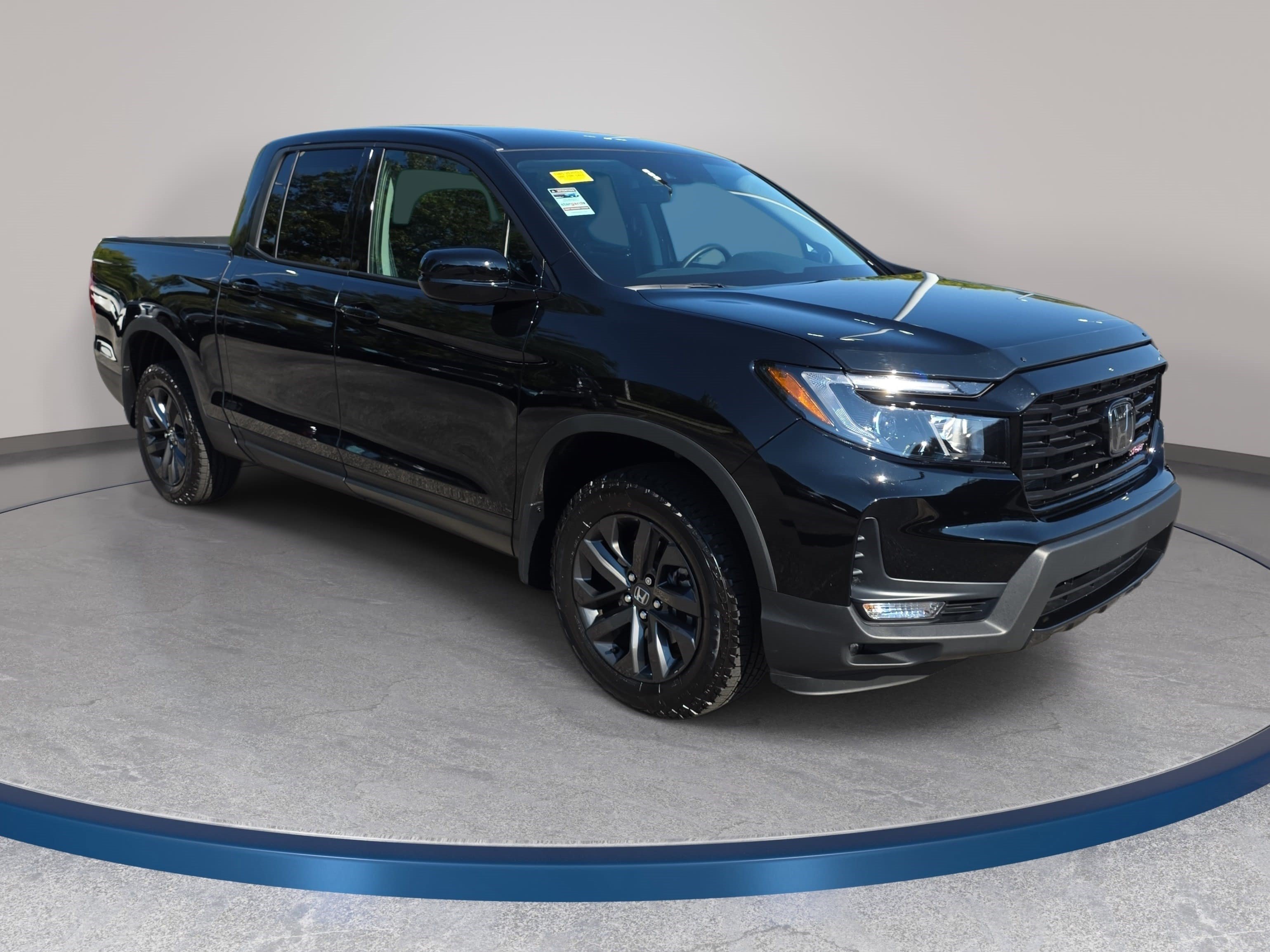 Used 2023 Honda Ridgeline Sport image 3