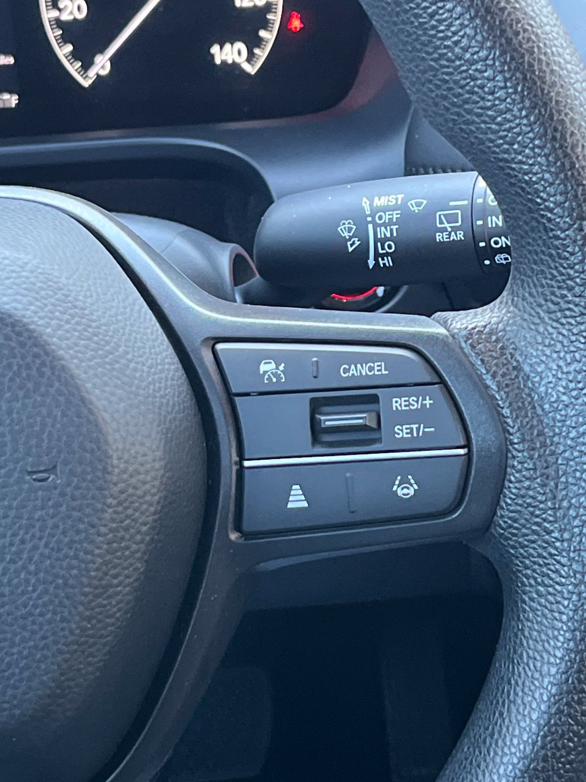 Used 2025 Honda HR-V LX image 21
