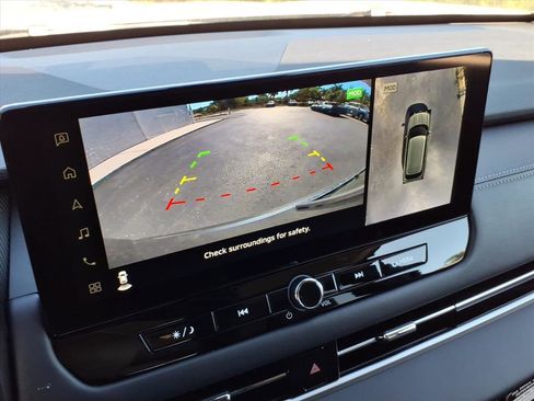 New 2025 Mitsubishi Outlander SE image 25