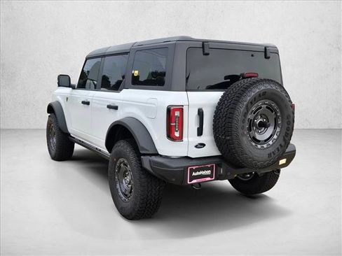 New 2025 Ford Bronco Badlands image 9