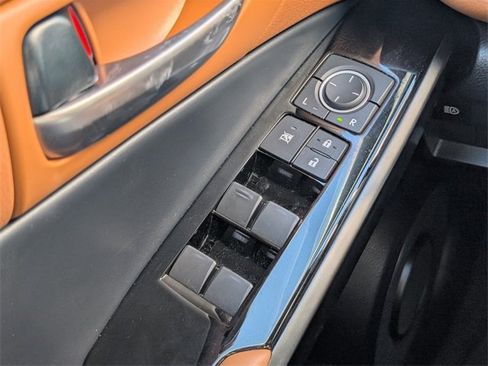 Used 2024 Lexus IS 350 F Sport image 22