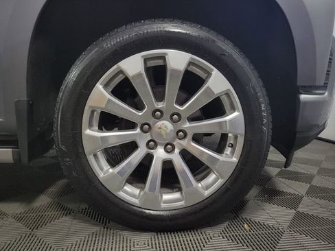 Used 2020 Chevrolet Silverado 1500 High Country w/ Technology Package image 10