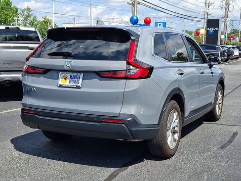 Used 2024 Honda CR-V EX-L image 4