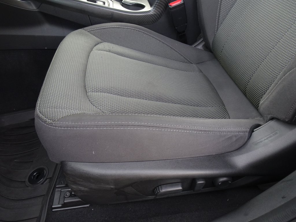 Used 2024 Subaru Crosstrek 2.0i Premium AWD/4WD image 9