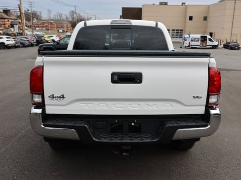 Used 2021 Toyota Tacoma SR5 image 6