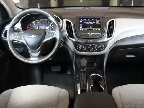 Used 2023 Chevrolet Equinox LT FWD image 16