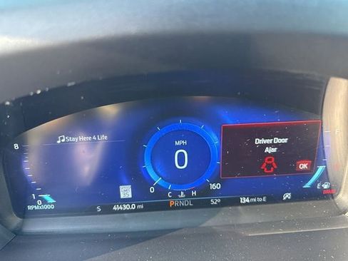 Used 2023 Ford Explorer Platinum w/ Technology Package image 8