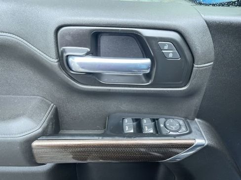 Used 2021 Chevrolet Silverado 1500 LT Trail Boss w/ Bed Protection Package image 23