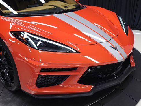Used 2020 Chevrolet Corvette Stingray Premium Cpe w/ 3LT Preferred Equipment Group RWD image 41