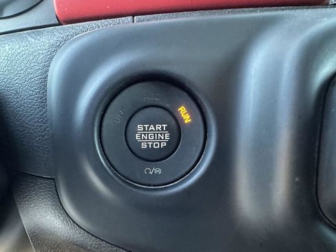 Used 2023 Jeep Wrangler Unlimited Rubicon w/ Cold Weather Group image 17