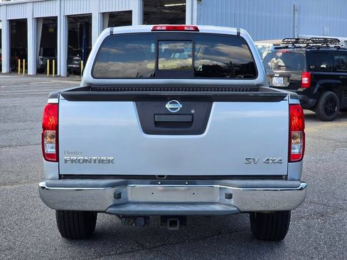 Used 2017 Nissan Frontier SV AWD/4WD image 25