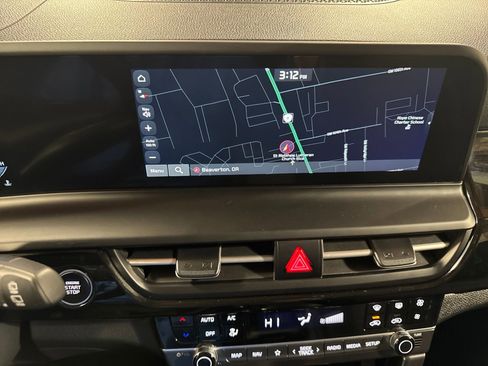 Certified 2025 Kia Seltos S image 17