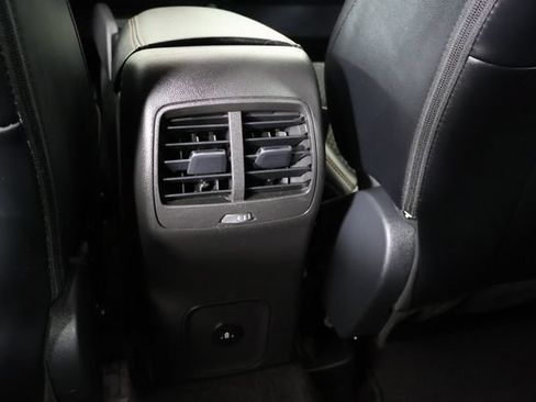 Used 2025 Ford Escape ST-Line Select AWD/4WD image 18