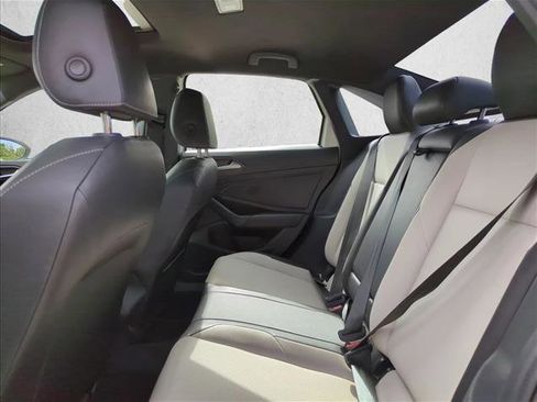 Used 2019 Volkswagen Jetta R-Line image 18