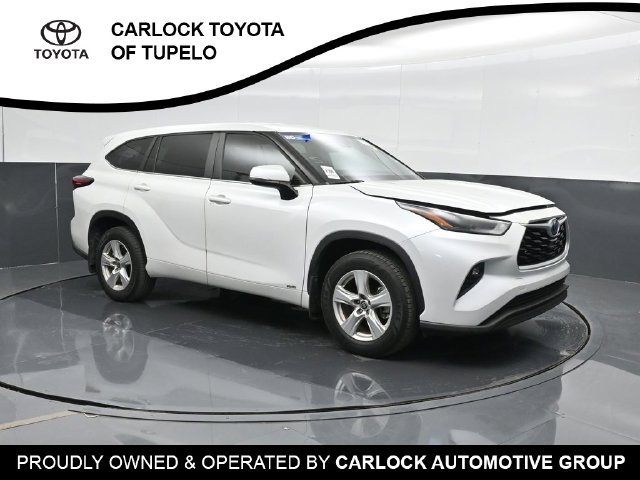 Used 2023 Toyota Highlander LE AWD/4WD image 6